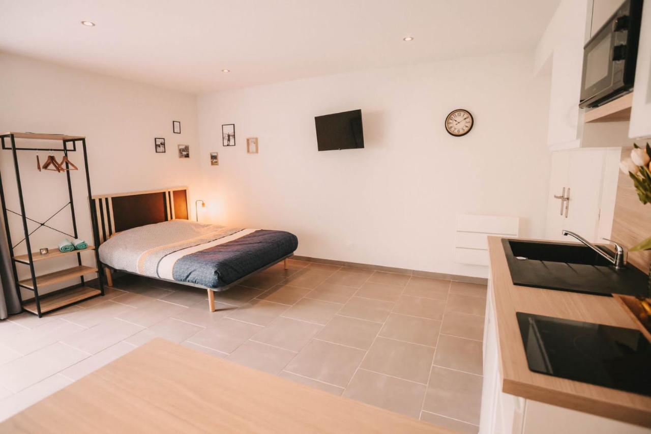 Franc-Bisontin - Unique ! 4 Logements Disponibles Besancon Exterior photo